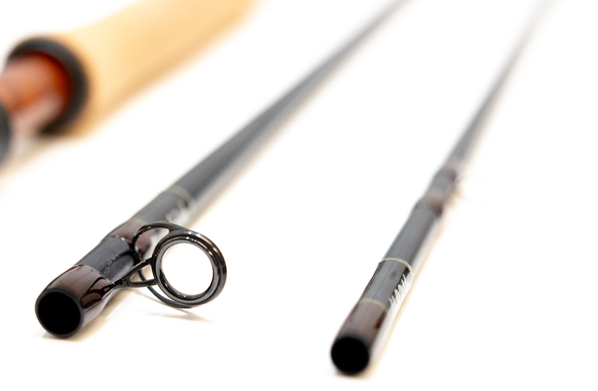 Thomas and Thomas Avantt II 10' 4wt rod Used