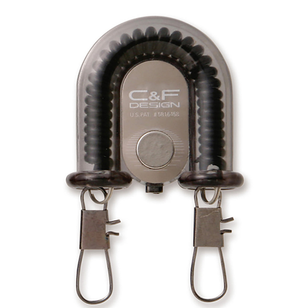 C&amp;F 2-in-1 Retractor with Fly Catcher