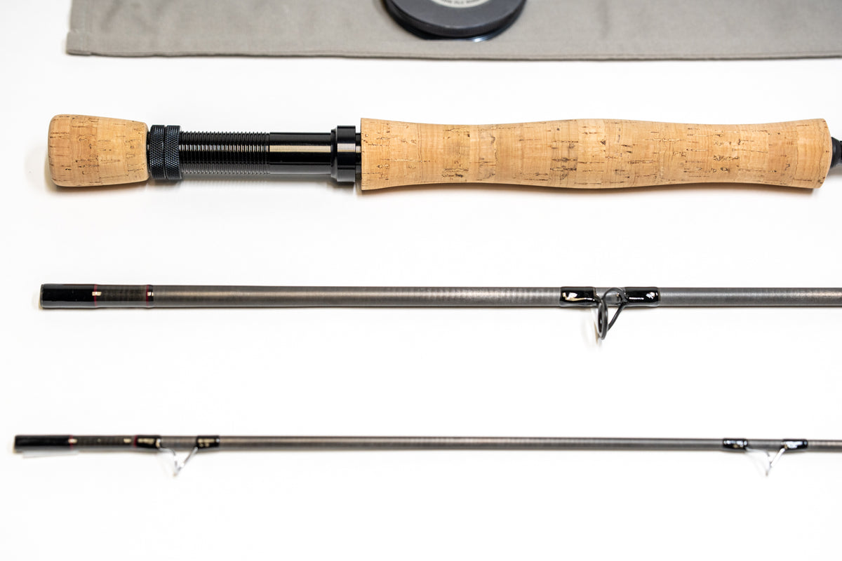 Thomas and Thomas XL2 9' 8wt 3pc Fly Rod Used