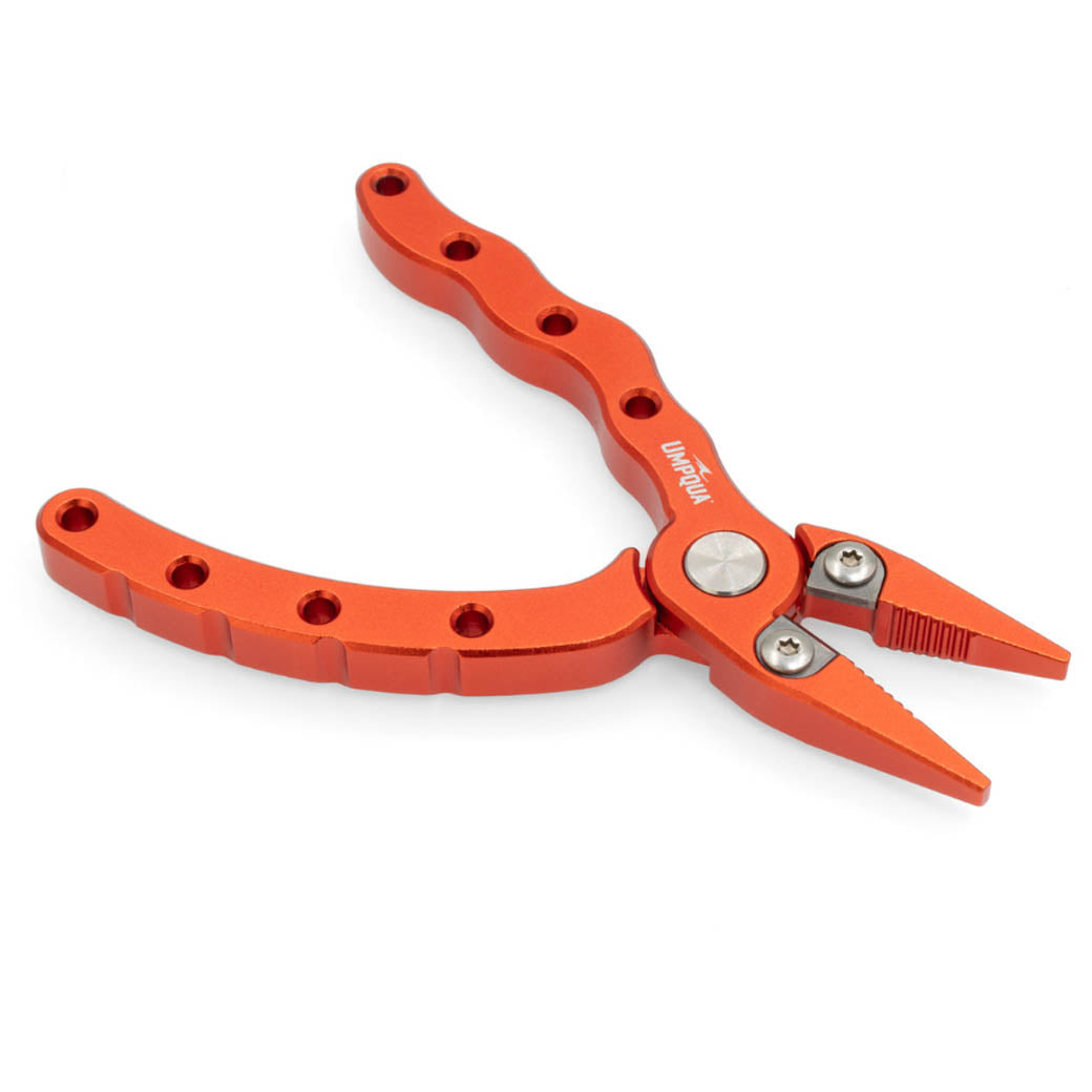 Umpqua Riverrun Trout Plier / Nipper W/ Sheath